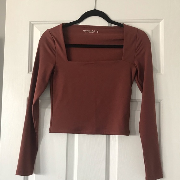 Ambercrombie Square Neck Long Sleeve - Picture 1 of 2